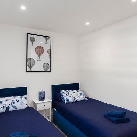 Star London Vivian Avenue 2-Bed Haven Apartment The Hyde Luaran gambar