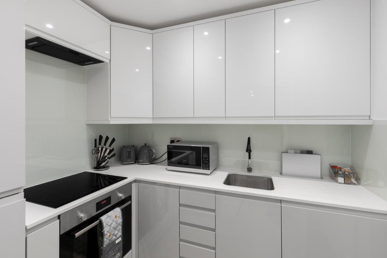 Star London Vivian Avenue 2-Bed Haven Apartment The Hyde Luaran gambar
